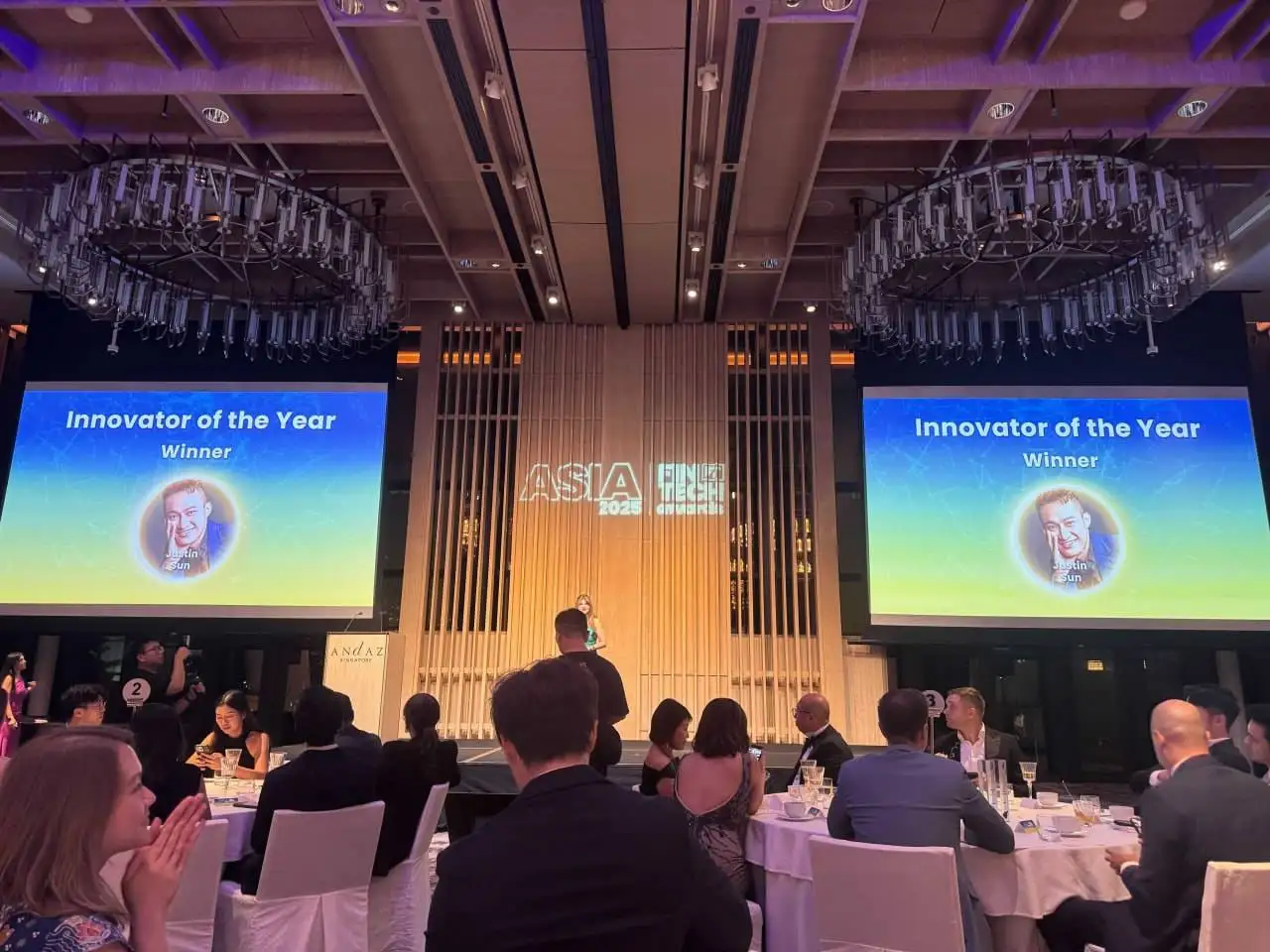 孙宇晨荣获2025年Asia FinTech Awards年度创新者